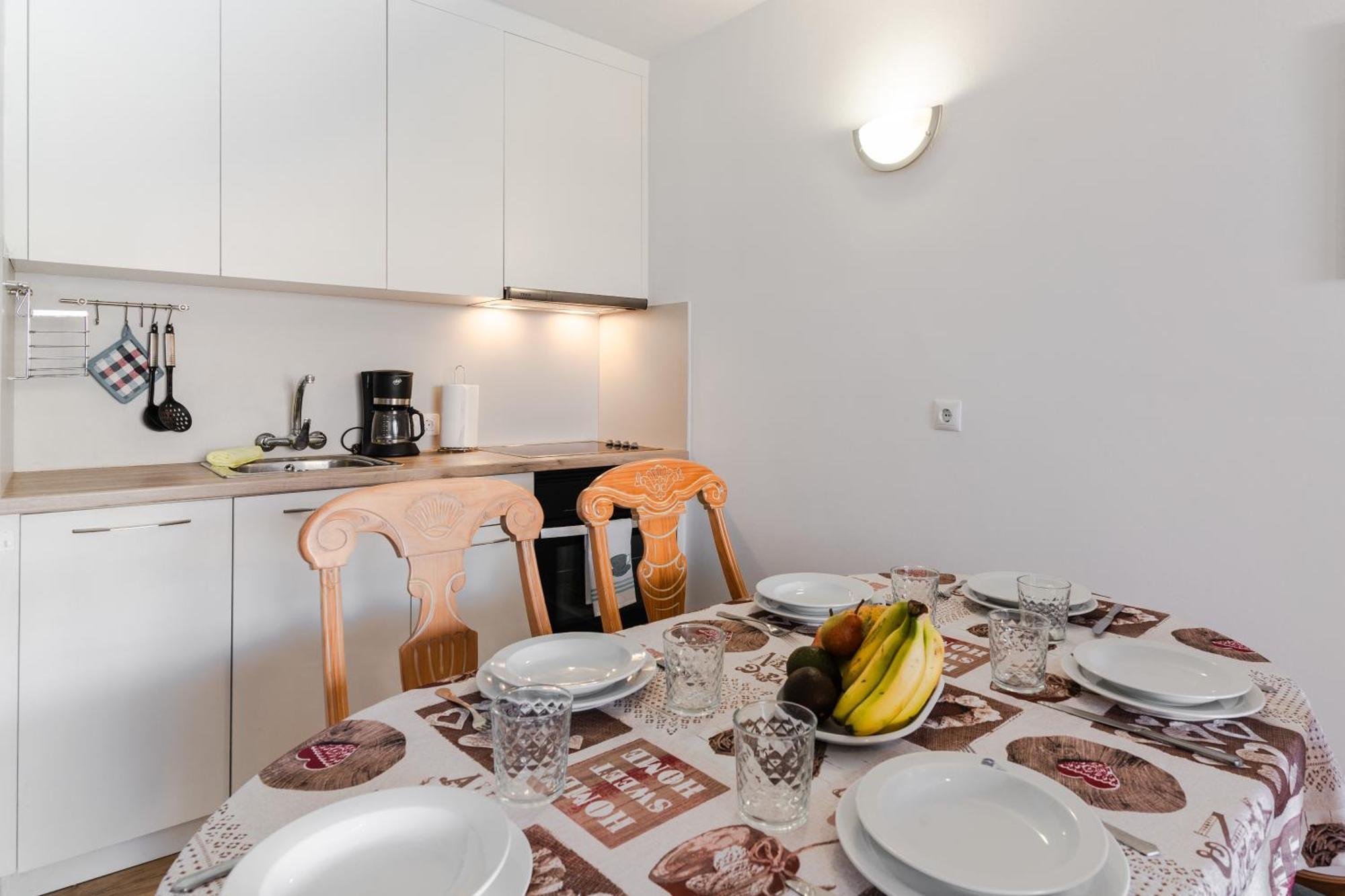Apartment Oceanfront 2 Bedrooms In Tenerife South *