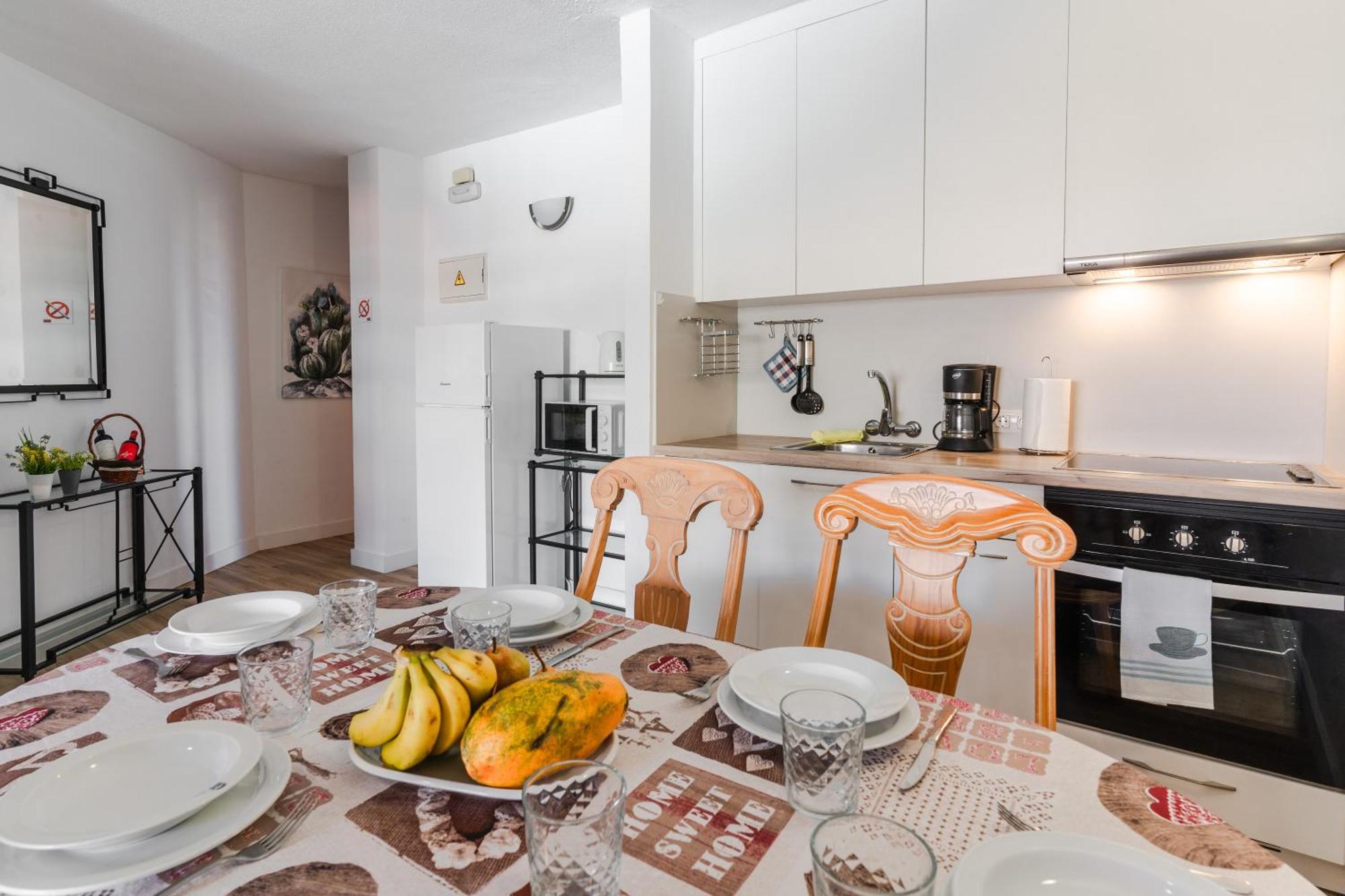 Oceanfront 2 Bedrooms In Tenerife South Apartment