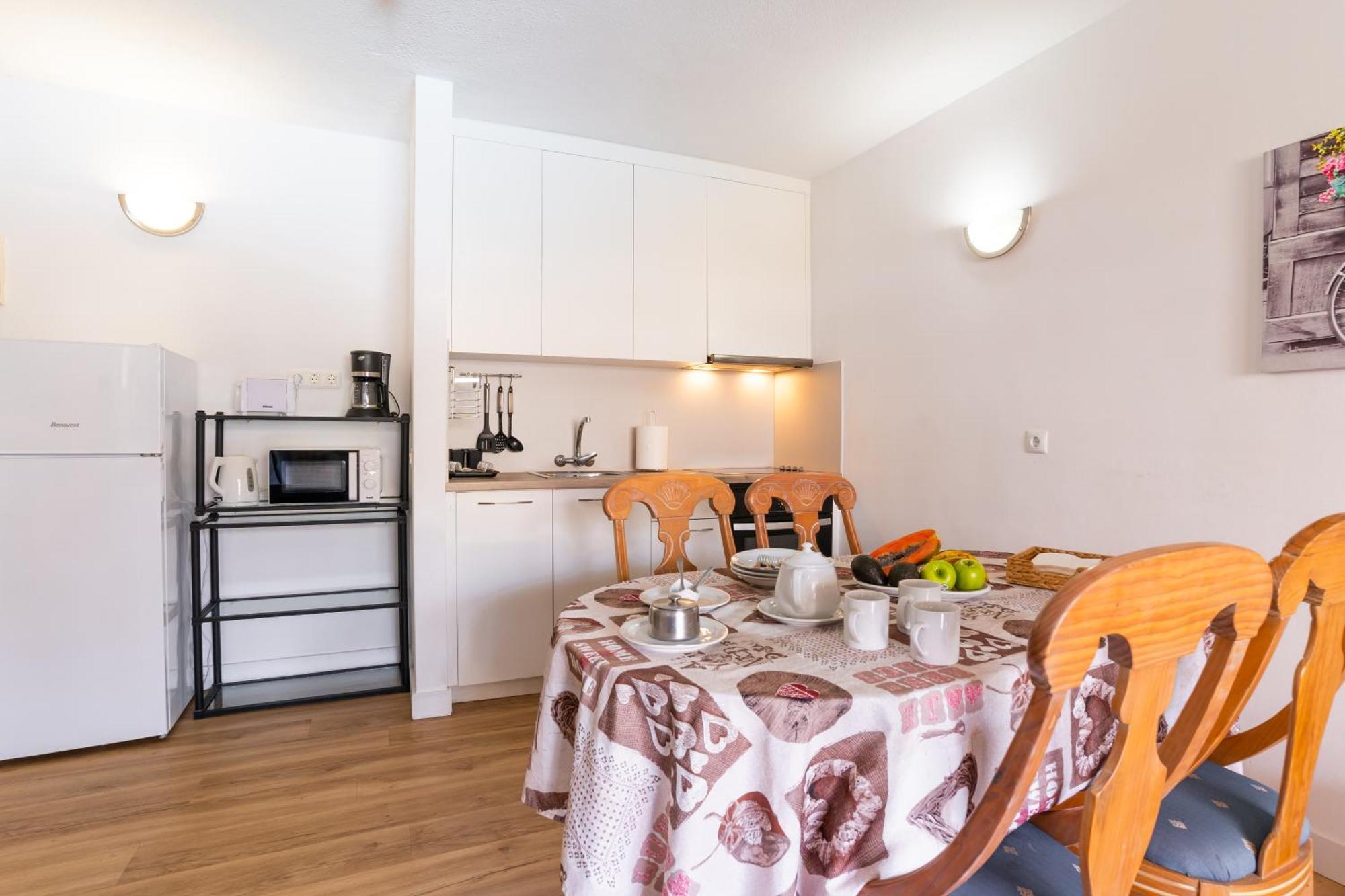 Oceanfront 2 Bedrooms In Tenerife South San Miguel de Abona